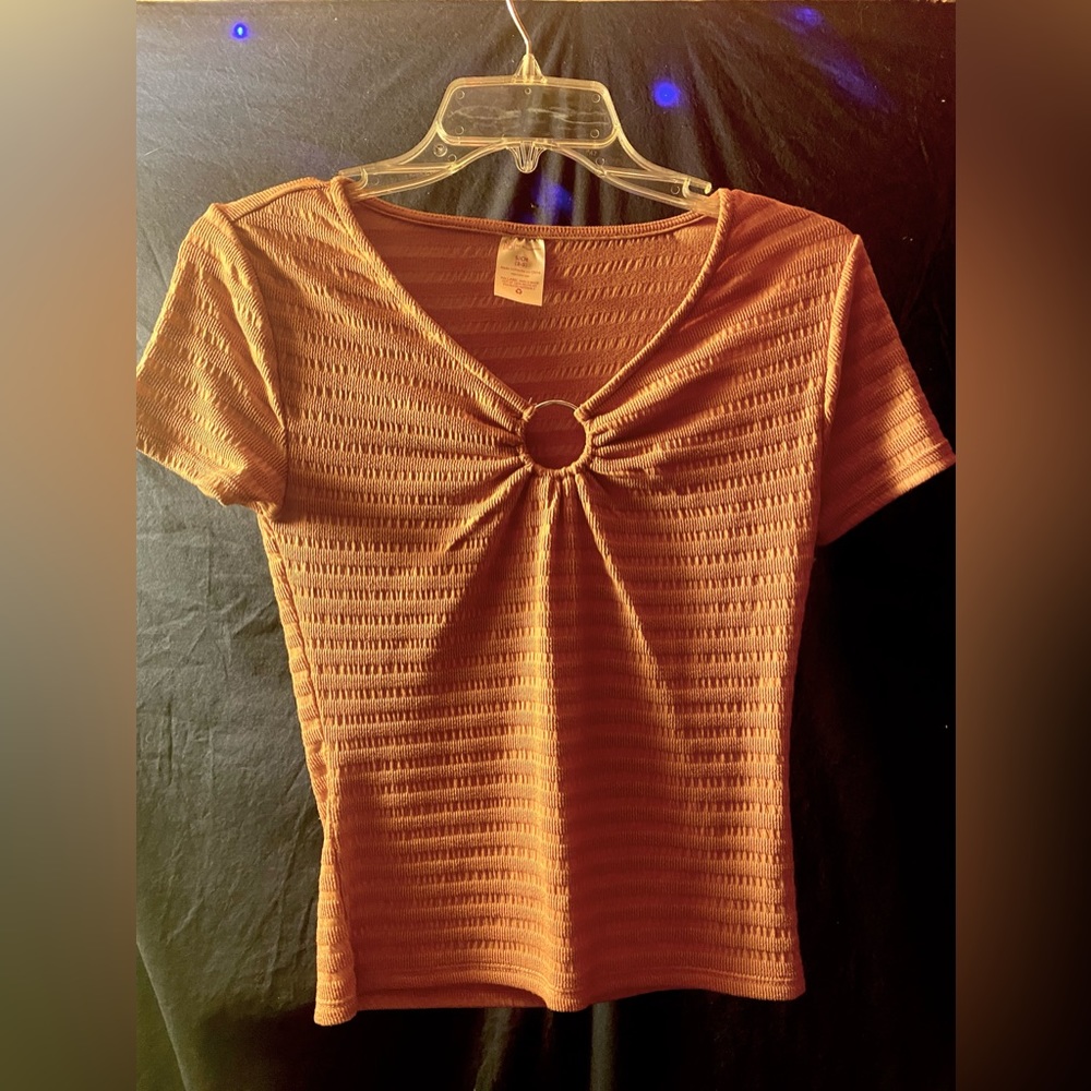 Small Salmon Pink Colored Top